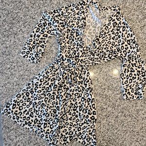 Cheetah Robe w/Pockets! NWOT!